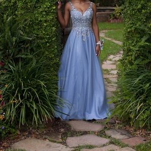 ellie wilde prom dress